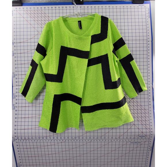 Berek Vintage 80s Green Black Crinkle Snap Front Asymmetric Geometric Tunic Top - Picture 5 of 12